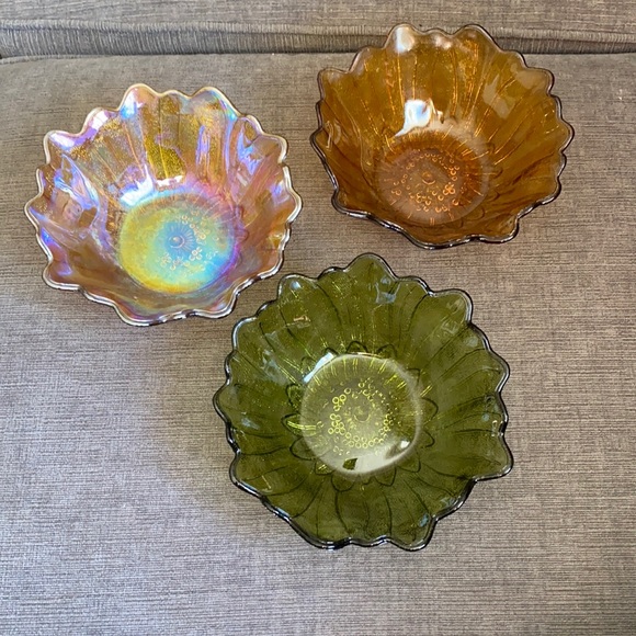 Vtg Indiana Glass Lily Pons Scalloped Glass Bowls. - Picture 3 of 5